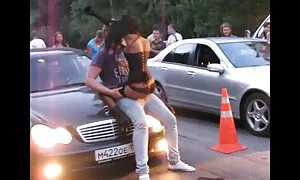 Bruna nonne porche grasse Pelosa video amatoriale