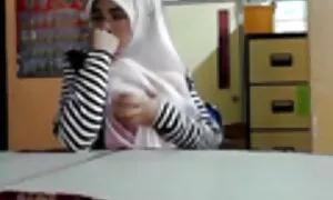 Test sul divano, gratis bionda porno bbw nonne con grandi tette si masturba