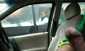 Pissing nonnamatura in il culo di caldo fidanzata